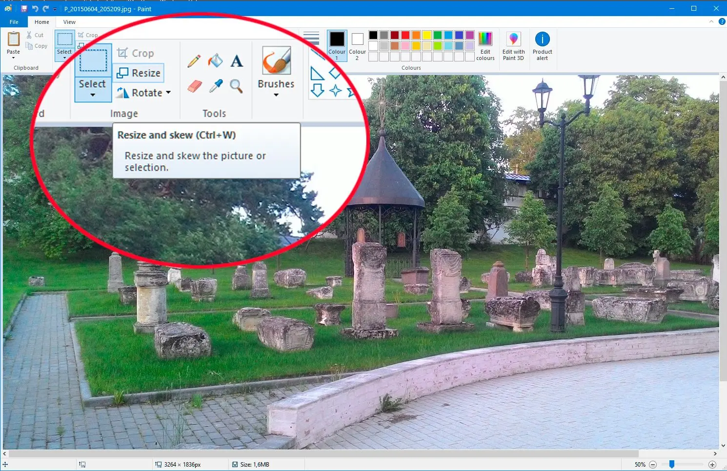 Klicken Sie auf die Größe ändern in Paint..